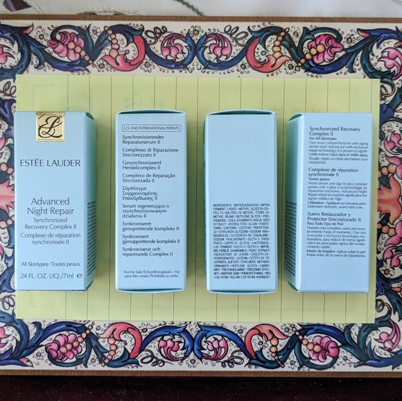 4 x 7 mL Bottles Estee Lauder Night Repair Serum - Picture 5 of 6